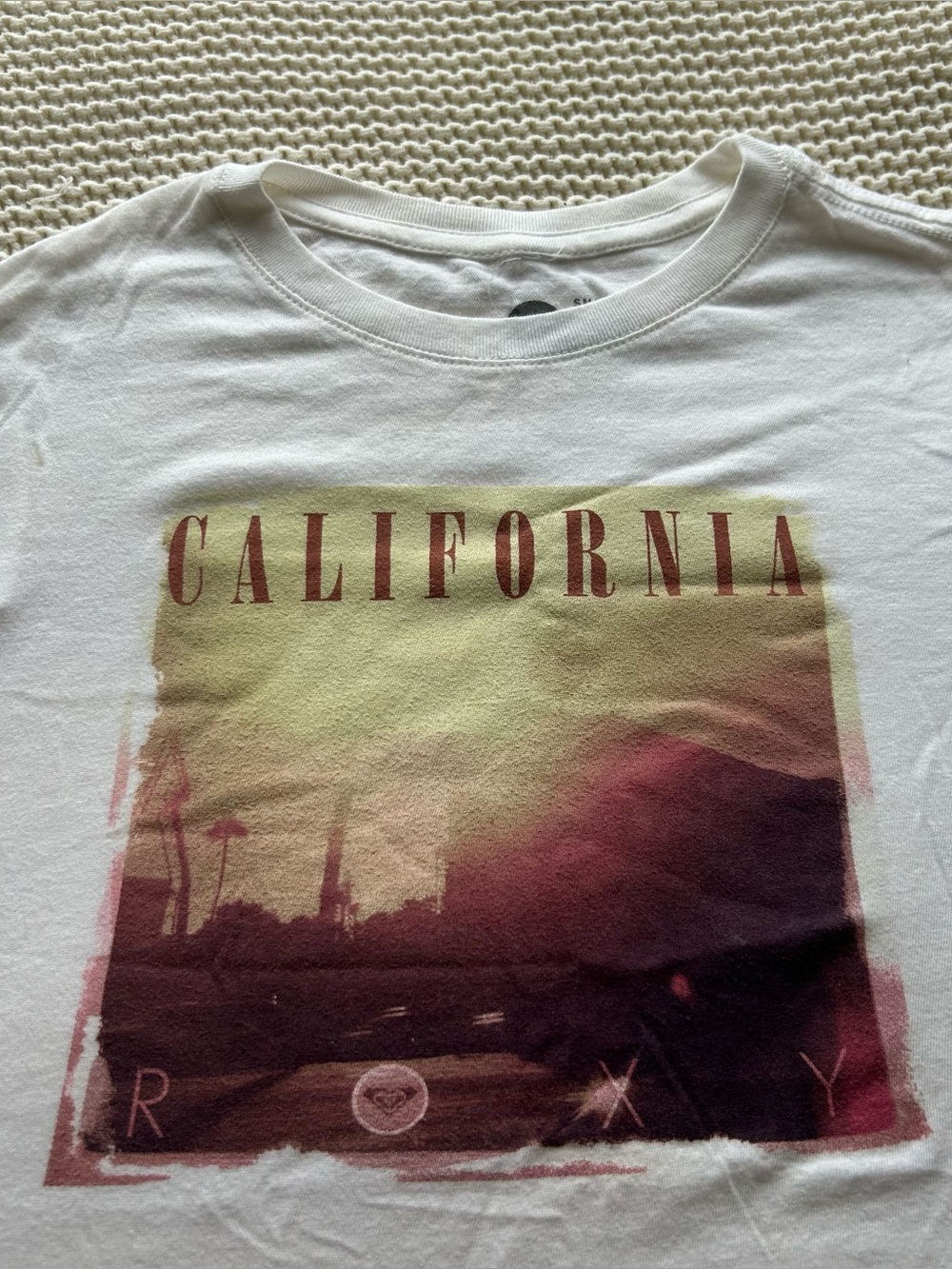 Roxy white California tee Size S #california #beachwear one small stain on front